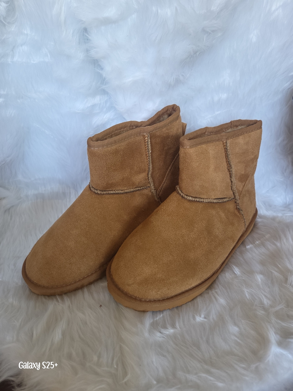 Classic Tan Kids Suede Boot - Cozy Winter Slip-On Size 7